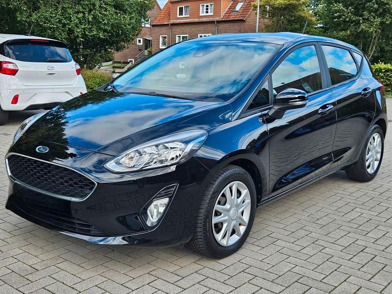 Schwarz Gebraucht 2017 Ford Fiesta Cool & Connect Kleinwagen | 8.499 € (Fairer Preis) - Bild 1/4