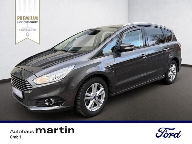 Grau Gebraucht 2017 Ford S-MAX Business Edition Van / Kleinbus | 13.490 € (Fairer Preis) - Bild 1/1