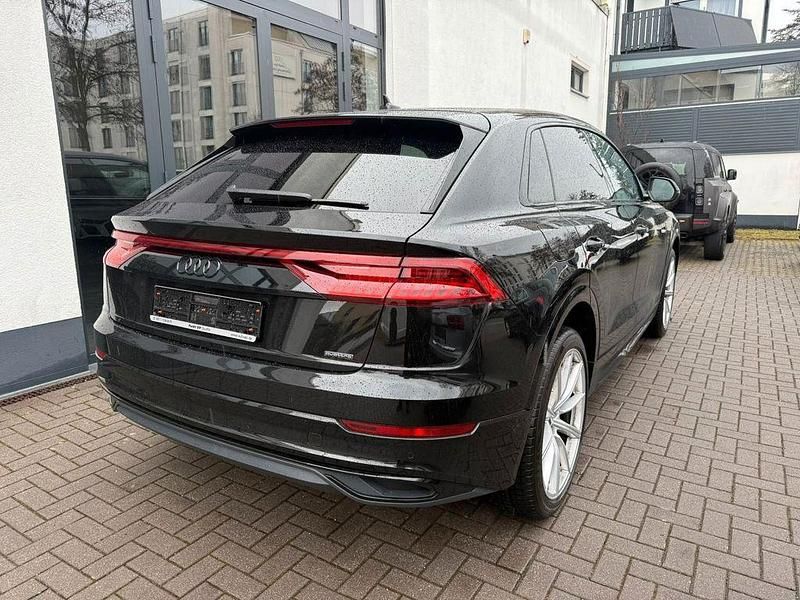 Gebraucht Audi Q8 S-line plus 340 PS (250 kW) 2022 Schwarz SUV