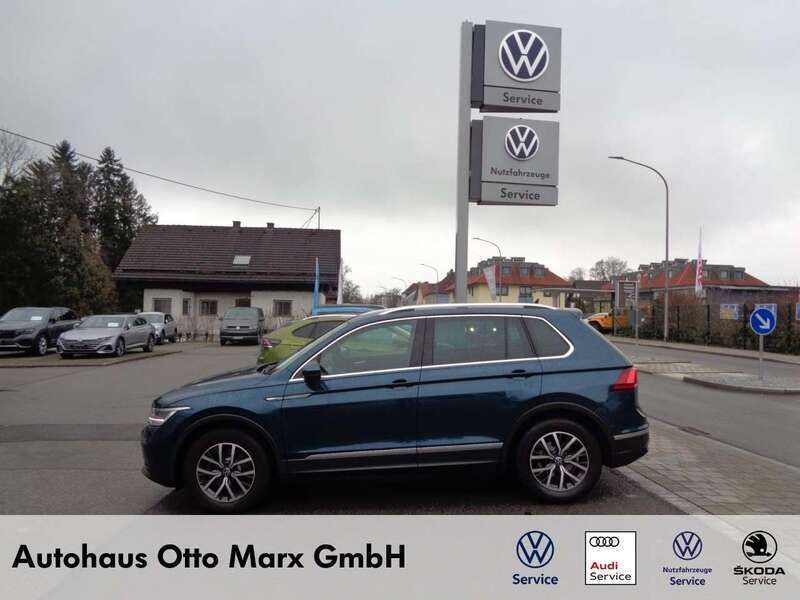 Nightshade blue (blau) Gebraucht 2021 VW Tiguan Life SUV | 27.490 € (Teuer) - Bild 1/4