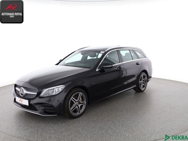 Schwarz Gebraucht 2019 Mercedes C300e AMG Limousine | 27.780 € (Etwas zu teuer) - Bild 1/4