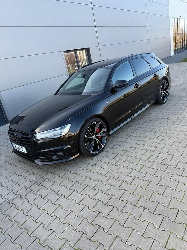 Schwarz Gebraucht 2015 Audi A6 S-Line Kombi | 25.000 € (Fairer Preis) - Bild 1/4