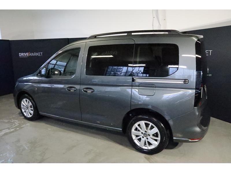 Gebraucht VW Caddy Life 102 PS (75 kW) 2024 Grau Van / Kleinbus