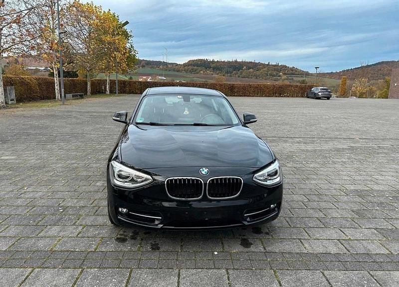 Gebraucht BMW 116 Sport Line 136 PS (100 kW) 2012 Schwarz Kleinwagen