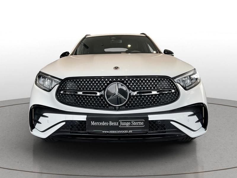 Gebraucht Mercedes GLC200 AMG line 204 PS (150 kW) 2025 Weiß SUV