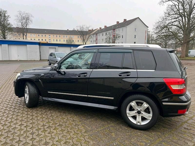 Gebraucht Mercedes GLK220 170 PS (125 kW) 2010 Schwarz SUV