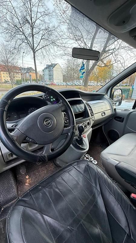 Gebraucht Opel Vivaro 114 PS (83 kW) 2013 Weiß Van / Kleinbus