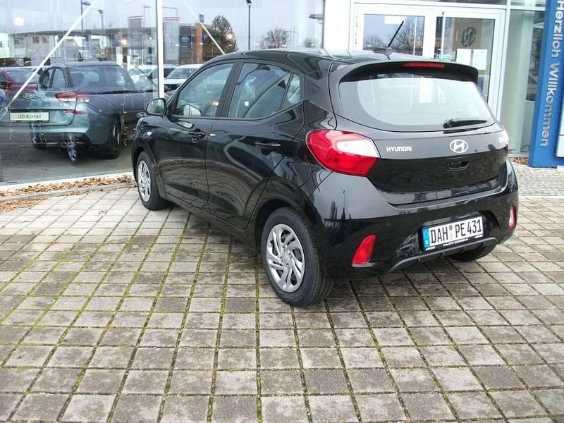 Gebraucht Hyundai i10 Select 63 PS (46 kW) 2025 Phantom black mineraleffekt Kleinwagen