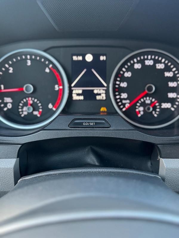 Gebraucht VW Crafter 177 PS (130 kW) 2022 Schwarz Van