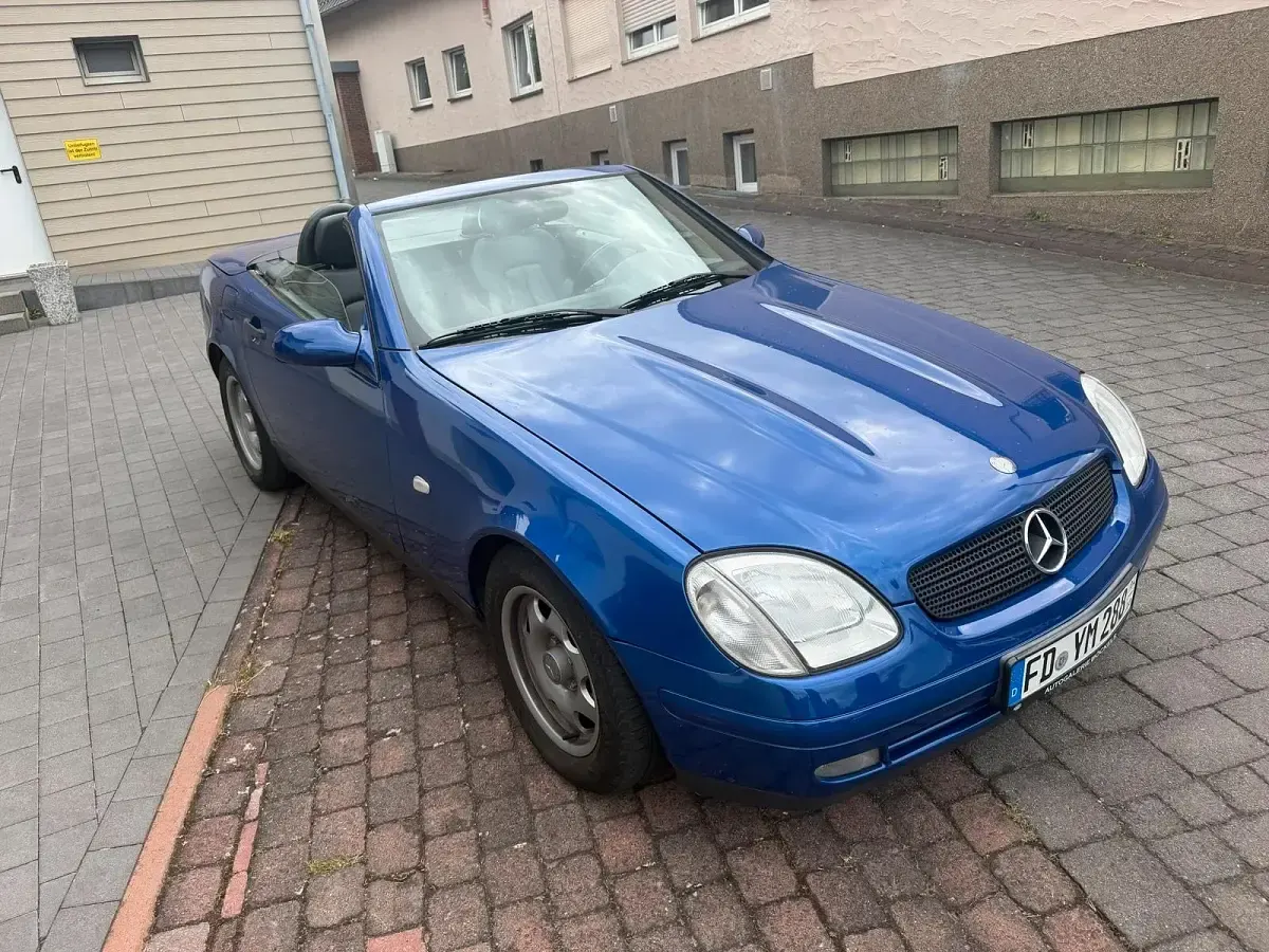Gebraucht Mercedes SLK200 Edition 136 PS (100 kW) 1999 Blau Cabrio