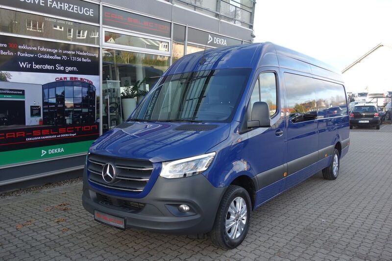Blau Gebraucht 2020 Mercedes Sprinter Van | 46.800 € (Teuer) - Bild 1/4