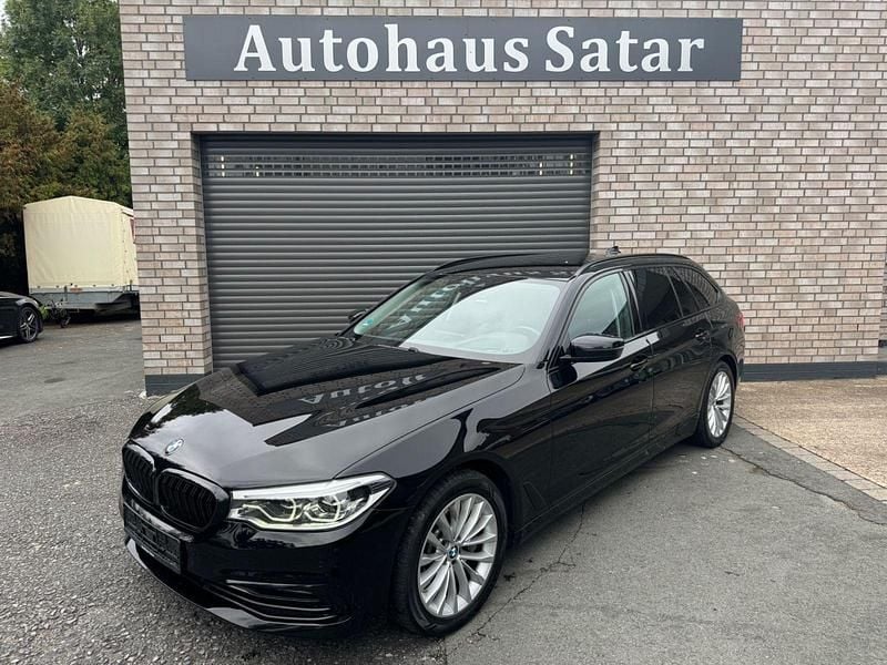 Schwarz Gebraucht 2019 BMW 525 Luxury Line Kombi | 20.999 € (Fairer Preis) - Bild 1/4