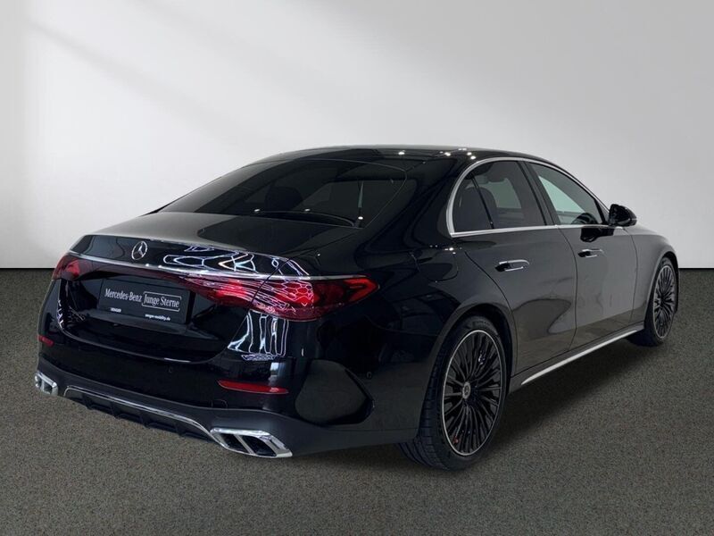 Gebraucht Mercedes E450 AMG 367 PS (269 kW) 2024 Schwarz Limousine