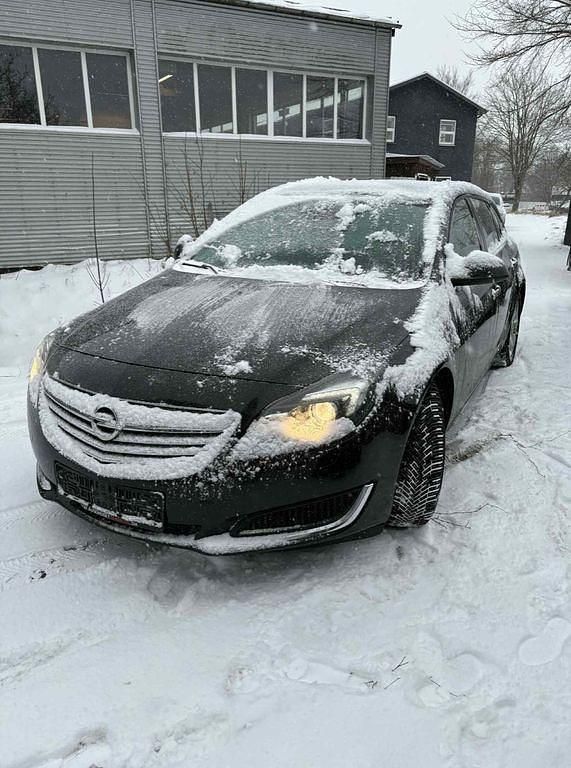 Gebraucht Opel Insignia 120 PS (88 kW) 2014 Kombi