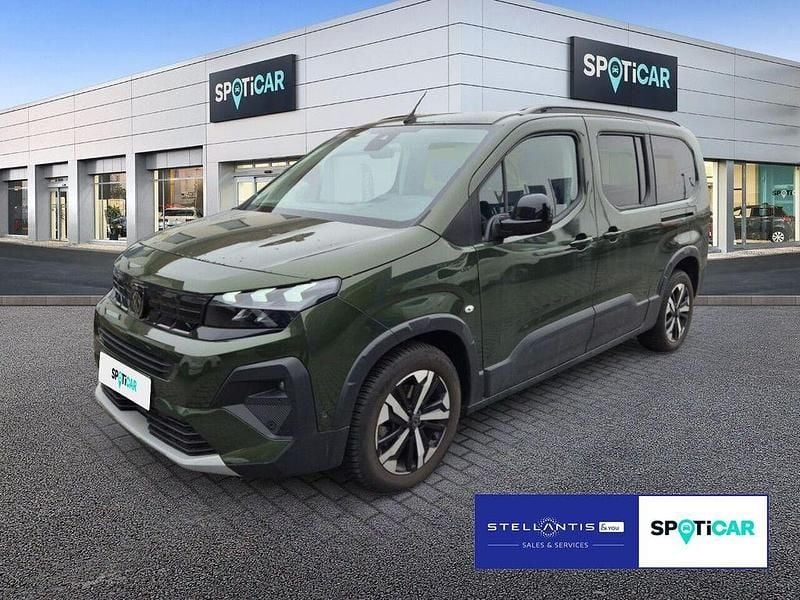 Gebraucht Peugeot Rifter GT 131 PS (96 kW) 2024 Grün Van / Kleinbus