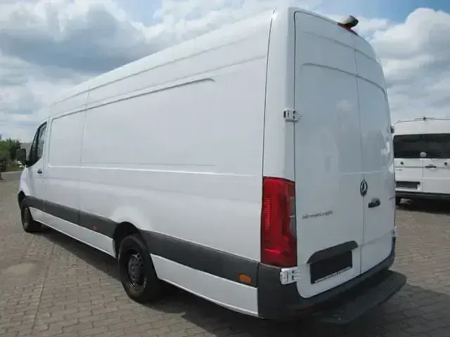 Gebraucht Mercedes Sprinter 163 PS (119 kW) 2021 Weiß Van
