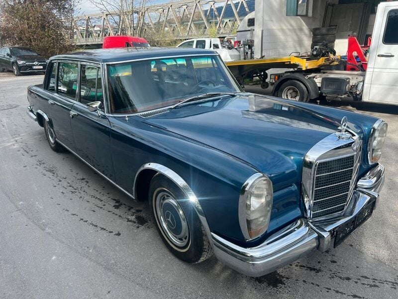 Gebraucht Mercedes 600 250 PS (183 kW) 1973 Blau Limousine