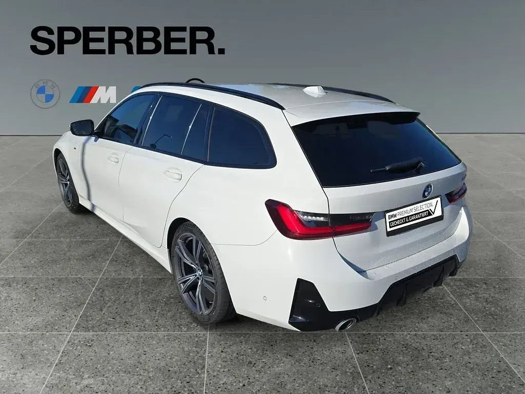 Gebraucht BMW 320 Performance 184 PS (135 kW) 2023 Weiß Kombi