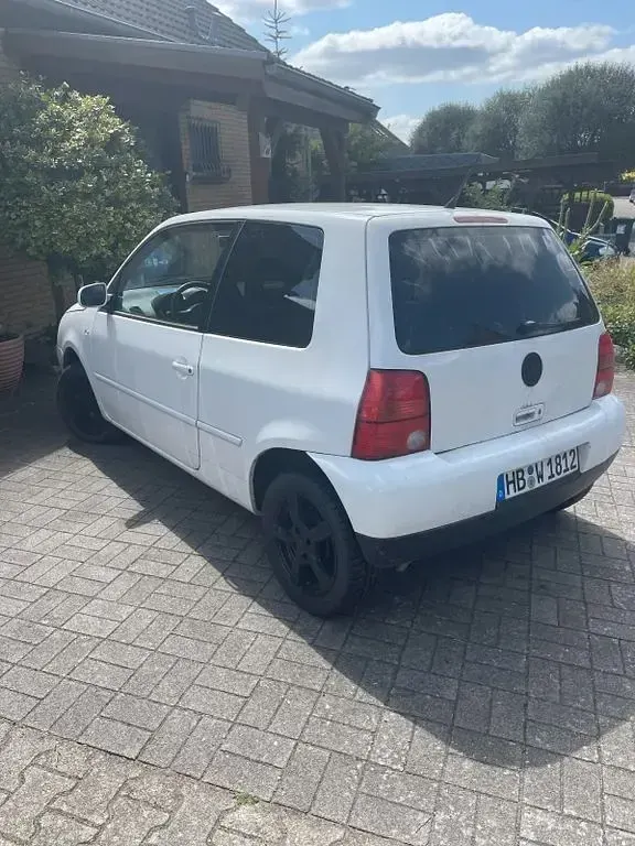 Gebraucht VW Lupo Basis 50 PS (36 kW) 2005 Weiß Kleinwagen