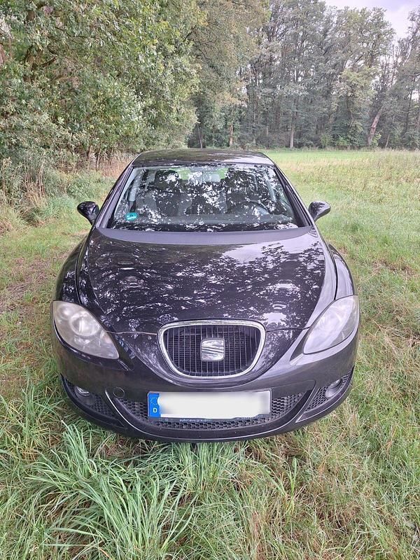 Gebraucht Seat Leon 105 PS (77 kW) 2008 Schwarz Kleinwagen