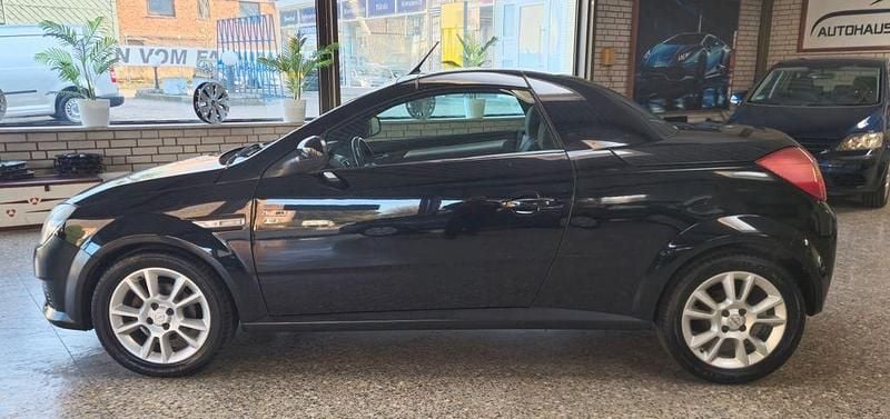 Gebraucht Opel Tigra Sport 90 PS (66 kW) 2005 Schwarz Cabrio