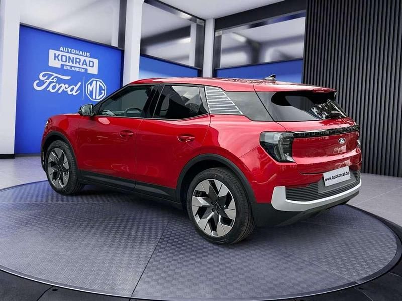 Nowe Ford Explorer Extended Range 210 kW (286 KM) 2026 Czerwony SUV