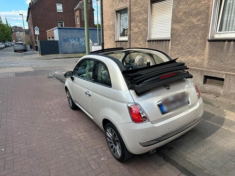 Weiß Gebraucht 2010 Fiat 500C Cabrio | 4.900 € (Fairer Preis) - Bild 1/4