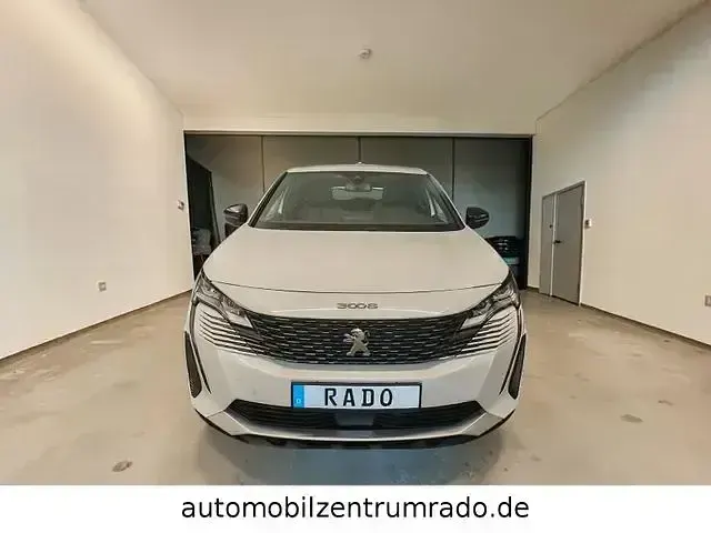 Gebraucht Peugeot 3008 Allure 299 PS (219 kW) 2025 Weiß SUV