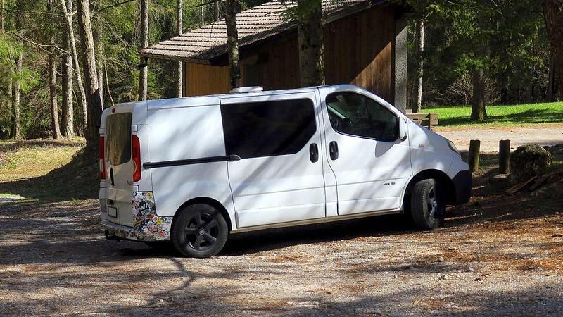 Weiß Gebraucht 2012 Renault Trafic Van | 16.000 € - Bild 1/4