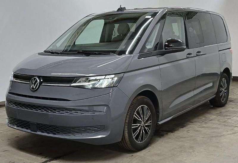 Gebraucht VW Multivan Advance 150 PS (110 kW) 2024 Pure grey Van