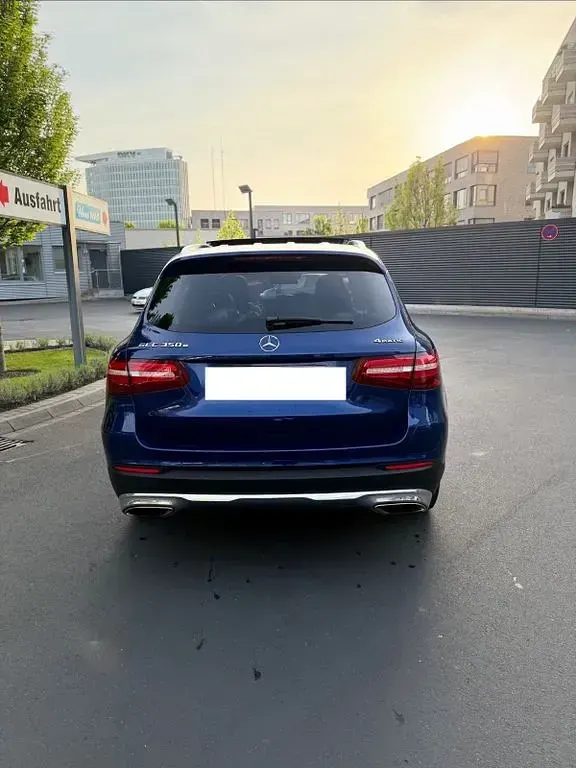 Gebraucht Mercedes GLC350 320 PS (235 kW) 2018 Blau SUV