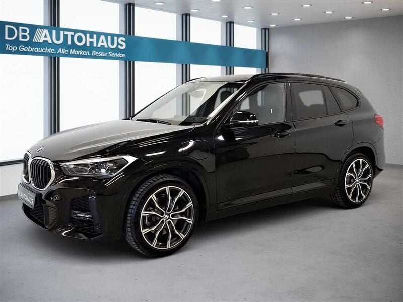 Schwarz Gebraucht 2021 BMW X1 M Sport SUV | 21.930 € (Guter Preis) - Bild 1/4