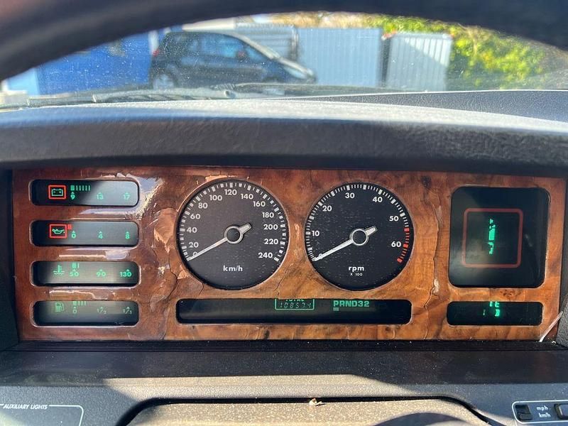 Gebraucht Jaguar XJ40 212 PS (155 kW) 1986 Weiß Limousine