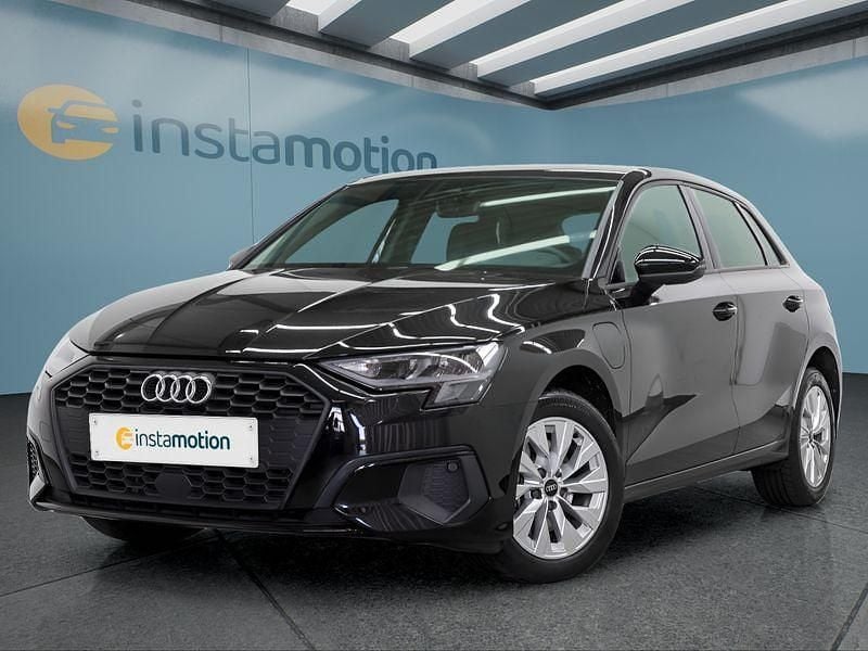 Schwarz Gebraucht 2023 Audi A3 Sportback e-tron Limousine | 25.349 € (Guter Preis) - Bild 1/4
