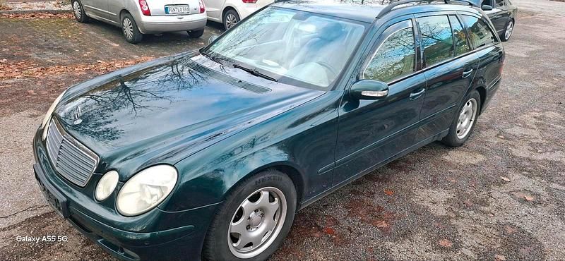 Grün Gebraucht 2006 Mercedes E280 Kombi | 2.300 € (Superpreis) - Bild 1/4