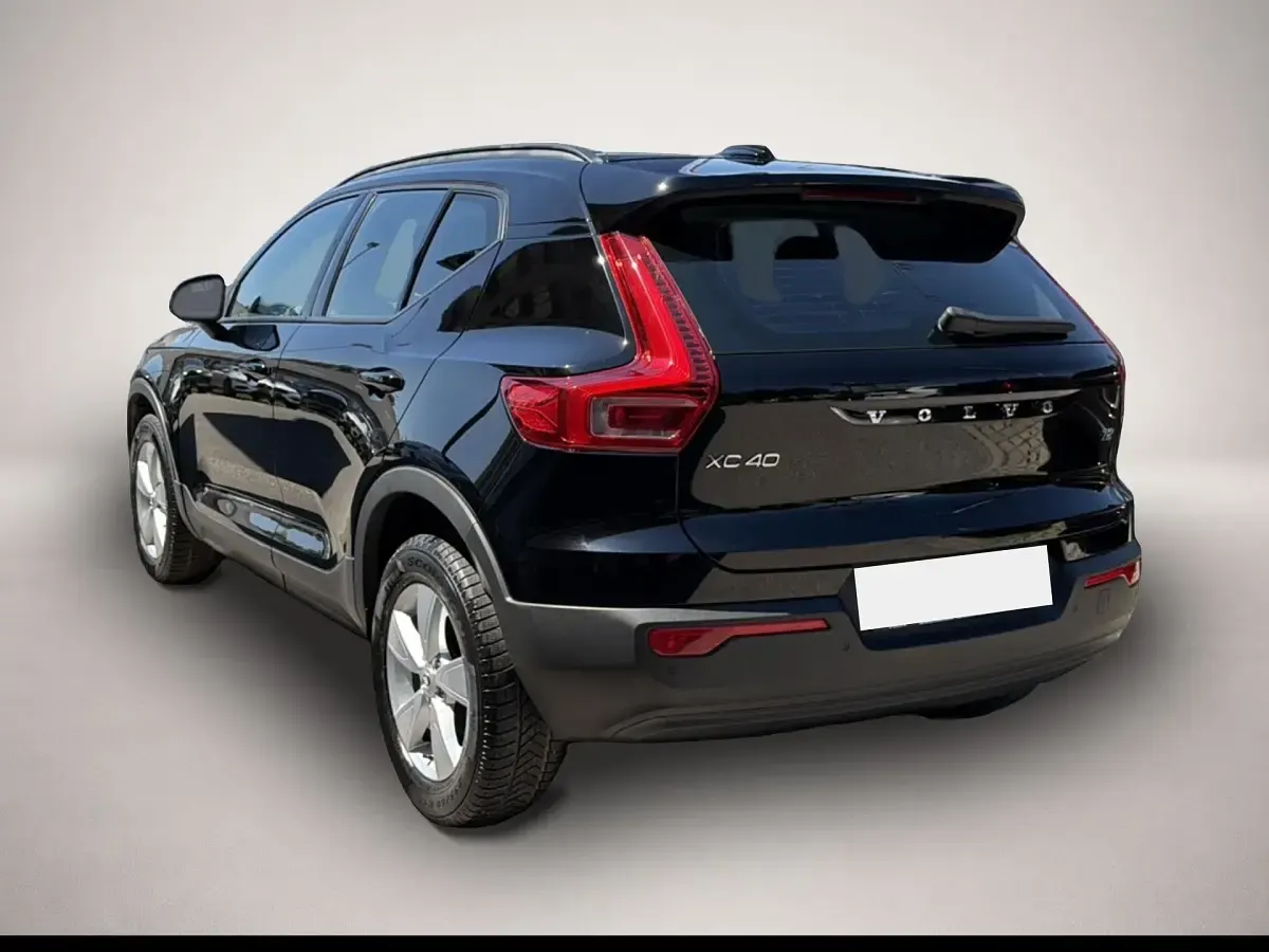 Gebraucht Volvo XC40 129 PS (94 kW) 2022 Schwarz SUV