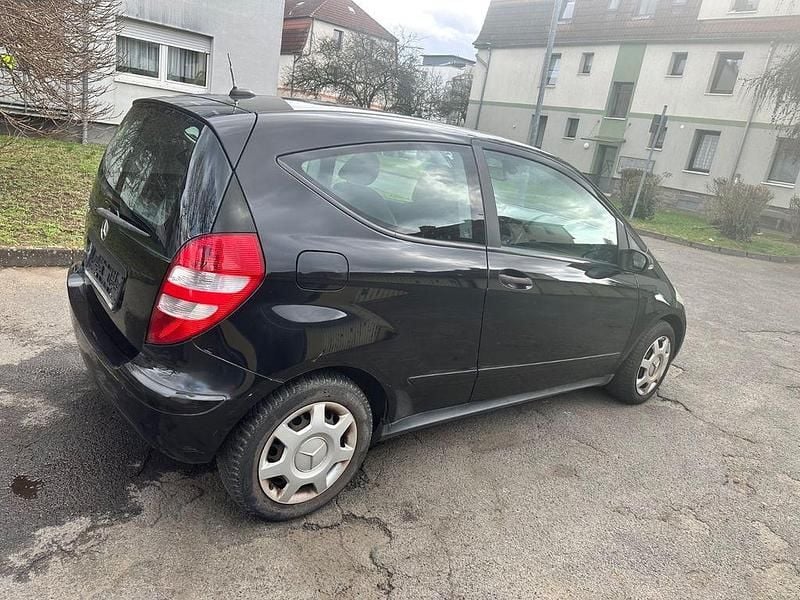 Gebraucht Mercedes A150 Avantgarde 95 PS (69 kW) 2006 Schwarz Van / Kleinbus