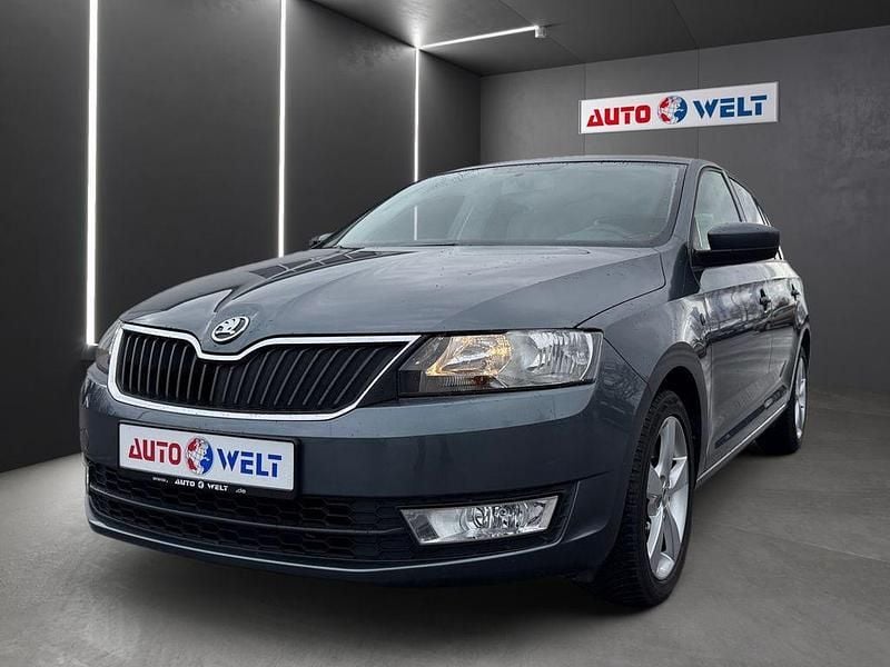 Gebraucht Skoda Rapid Ambition 105 PS (77 kW) 2015 Grau Kleinwagen