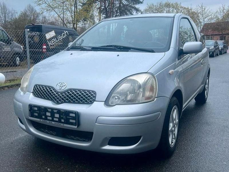 Gebraucht Toyota Yaris Sol 87 PS (63 kW) 2005 Silber Kleinwagen