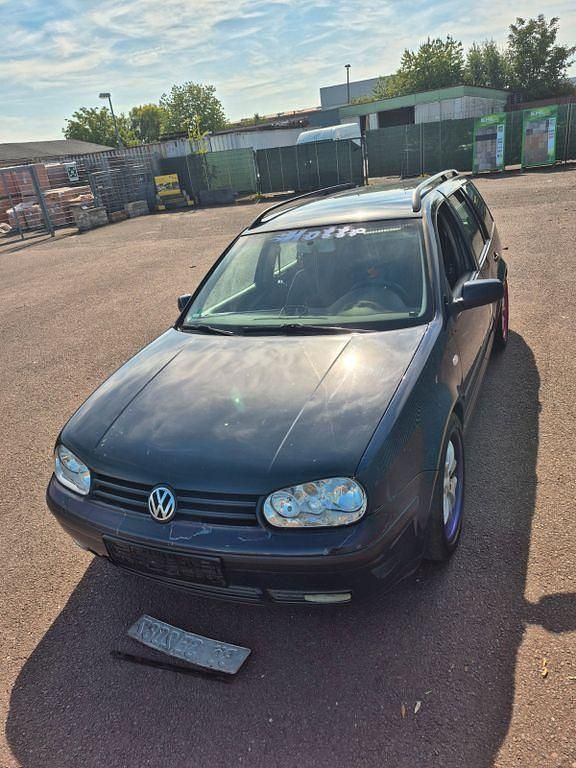 Blau Gebraucht 2000 VW Golf IV Basis Kombi | 1.000 € (Fairer Preis) - Bild 1/4