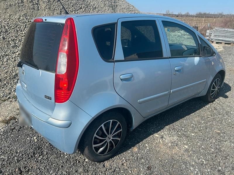 Gebraucht Mitsubishi Colt 95 PS (69 kW) 2007 Silber Kleinwagen