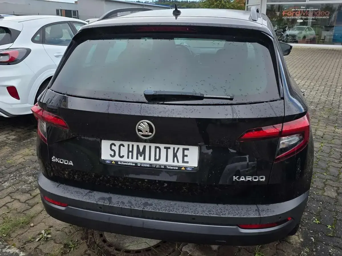 Gebraucht Skoda Karoq Ambition 116 PS (85 kW) 2019 Schwarzmetallic perleffekt SUV