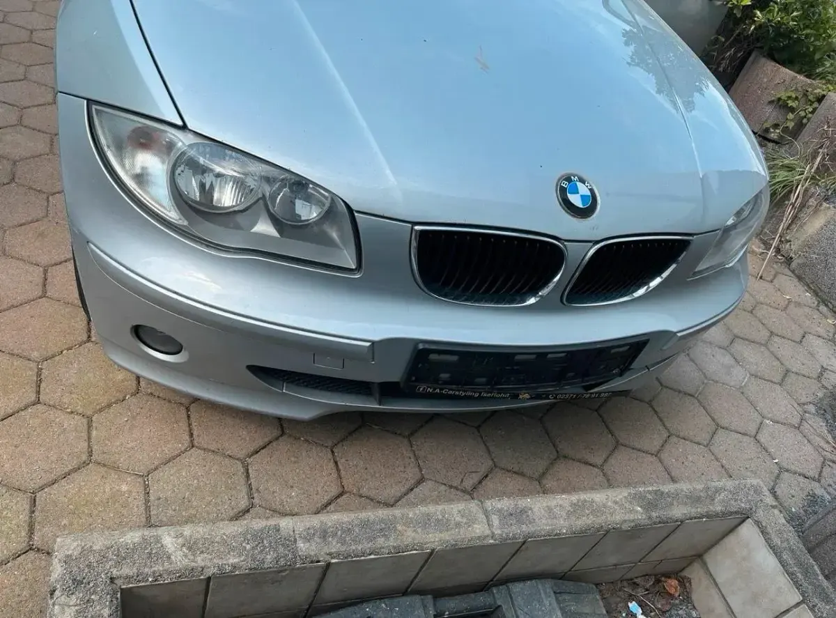 Gebraucht BMW 116 122 PS (89 kW) 2007 Silber Kleinwagen