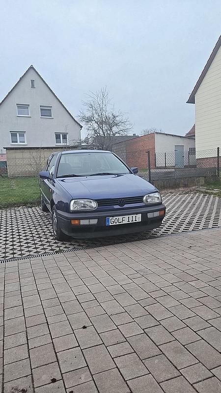 Gebraucht VW Golf 75 PS (55 kW) 1994 Blau Coupé
