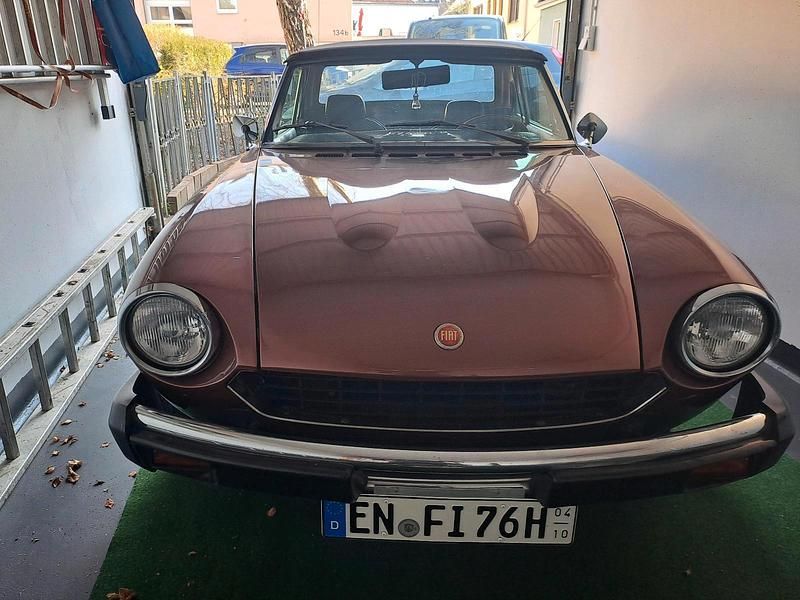 Braun Gebraucht 1976 Fiat 124 Spider Cabrio | 13.300 € - Bild 1/4