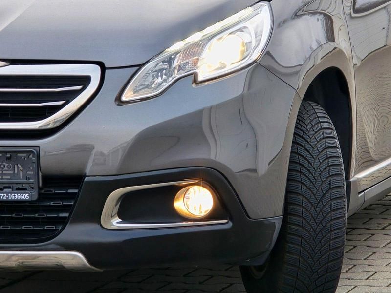 Gebraucht Peugeot 2008 Allure 110 PS (80 kW) 2016 Grau SUV