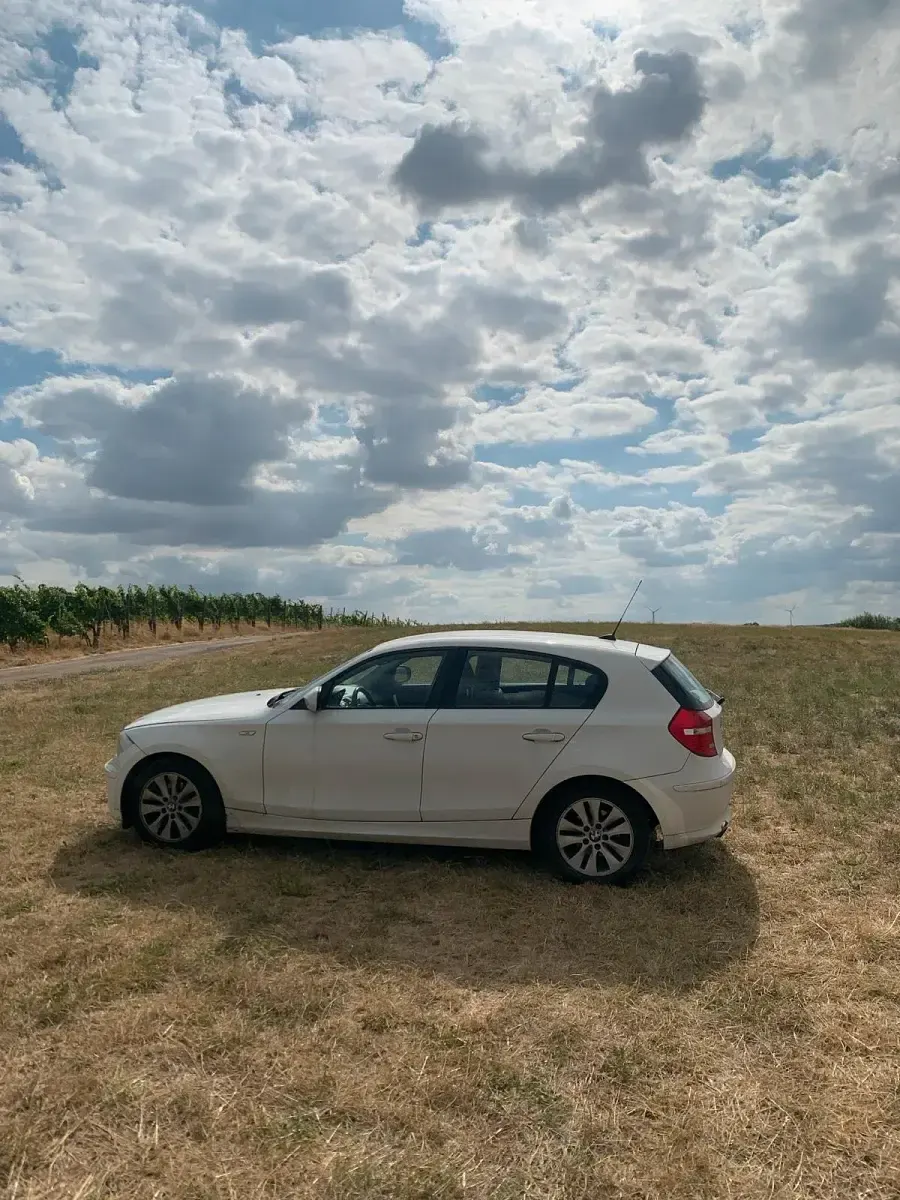 Gebraucht BMW 116 85 PS (62 kW) 2010 Weiß Kleinwagen