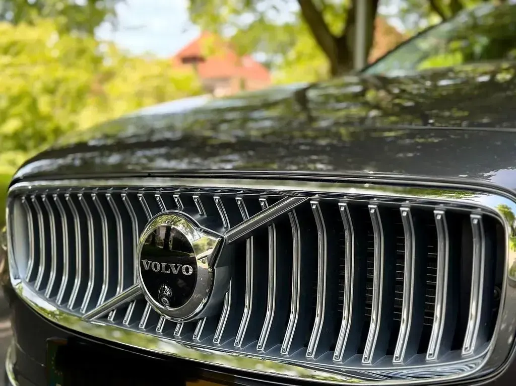 Gebraucht Volvo V90 Plus 197 PS (144 kW) 2023 Grau Kombi