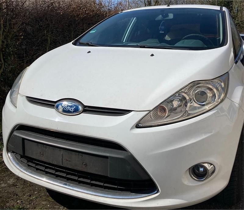 Gebraucht Ford Fiesta 96 PS (70 kW) 2009 Kleinwagen