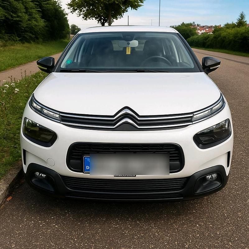 Weiß Gebraucht 2019 Citroën C4 Cactus PureTech Kleinwagen | 7.799 € (Fairer Preis) - Bild 1/4